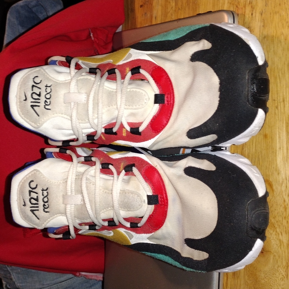 Air max 270 reacts Bauhaus athletic shoes